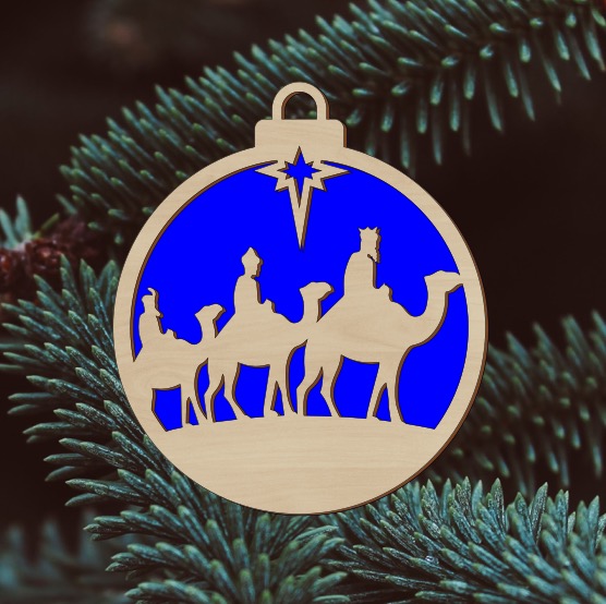 Dřevěná vánoční ozdoba s křesťanským motivem