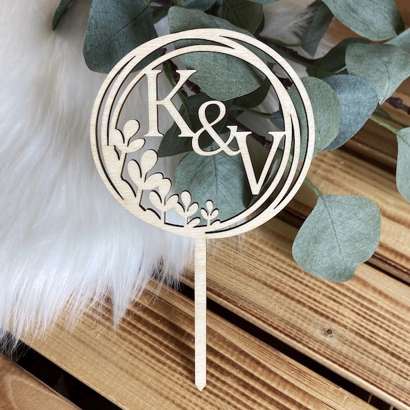 Svatební zápich s iniciály