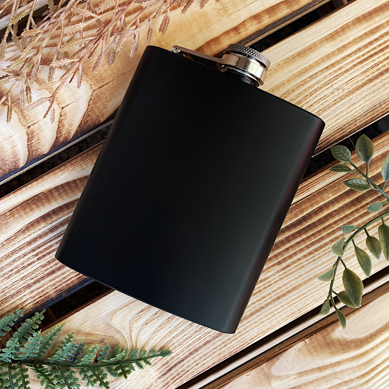 Černá placatka 240 ml