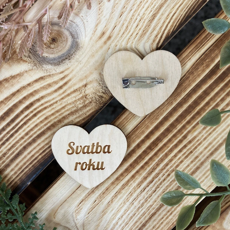 Dřevěná brož - Svatba roku