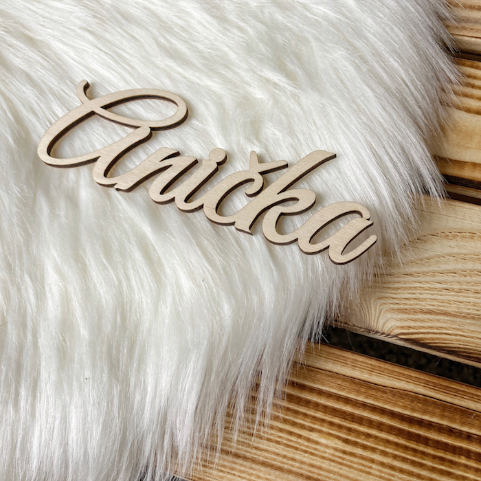 Dřevěné jméno na přání