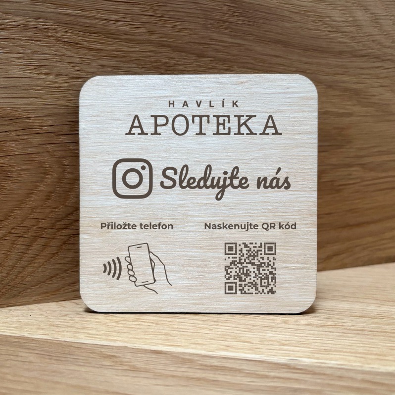 NFC + QR destička pro Instagram s vlastním logem