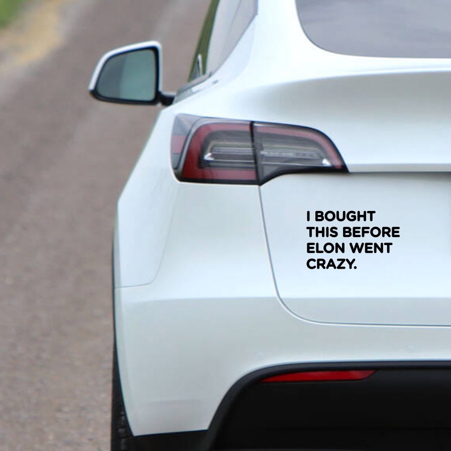 Samolepka na Teslu 