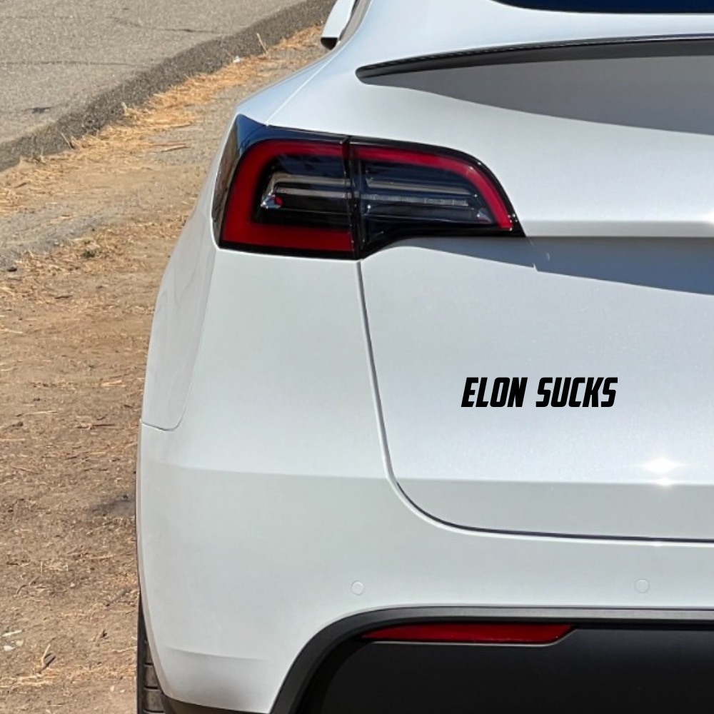 Samolepka na Teslu - Elon Sucks