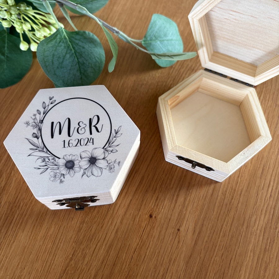 Krabička na snubní prstýnky