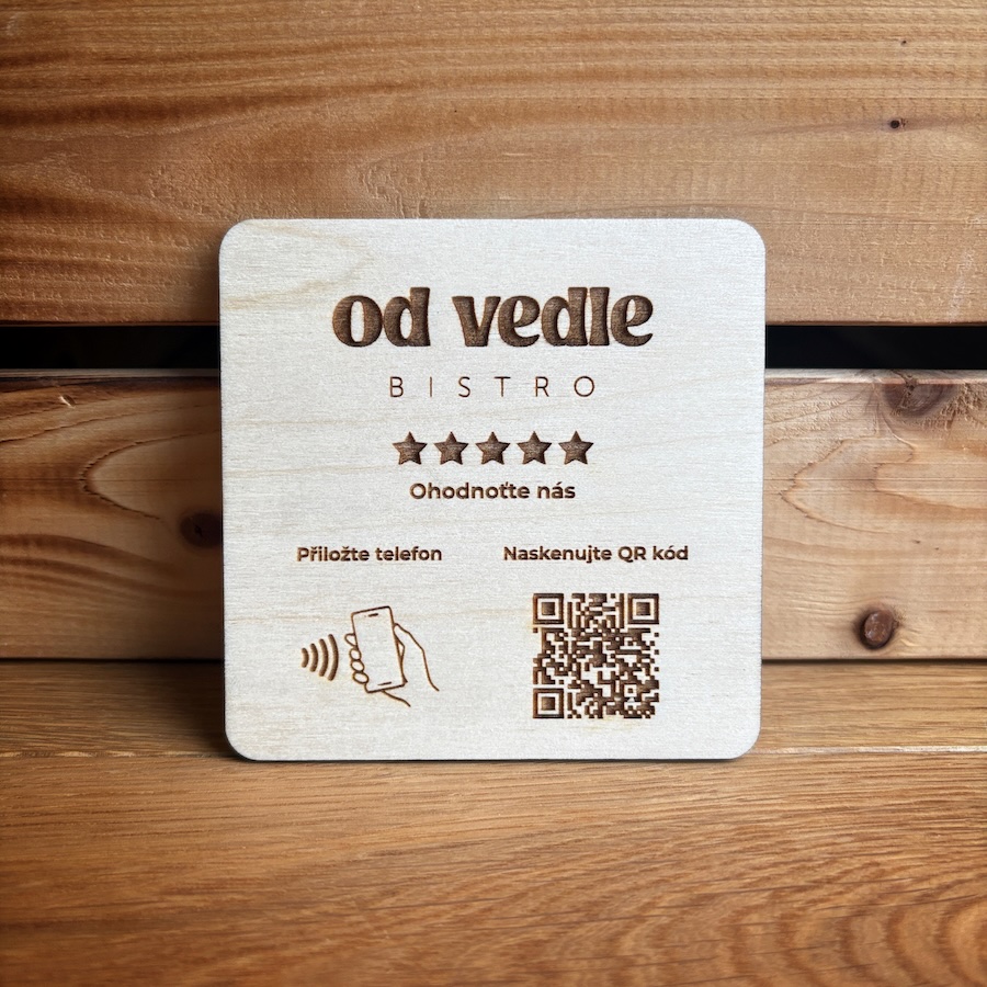 NFC + QR destička s vlastním logem pro Google recenze