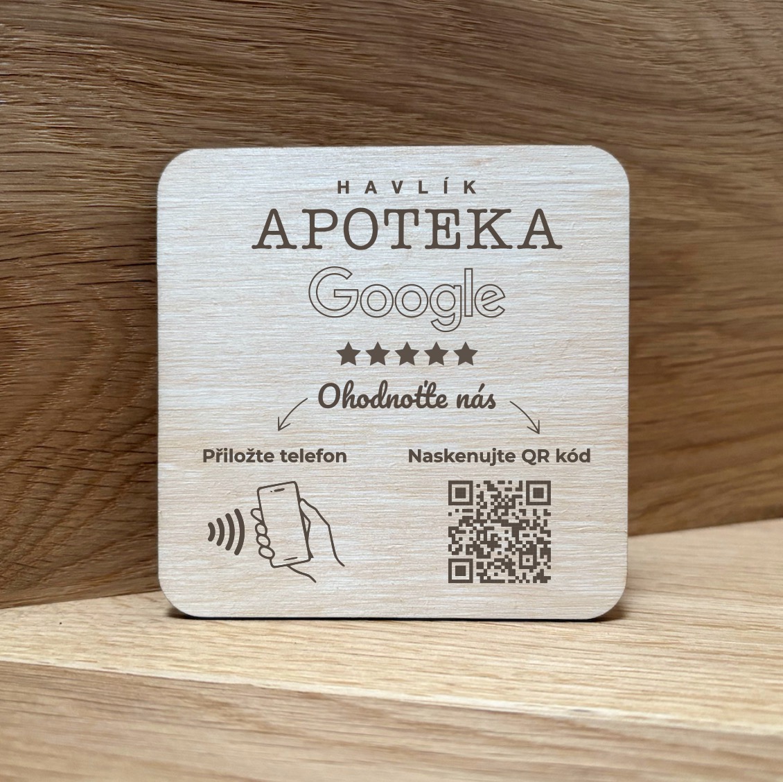 NFC + QR destička s vlastním logem pro Google recenze
