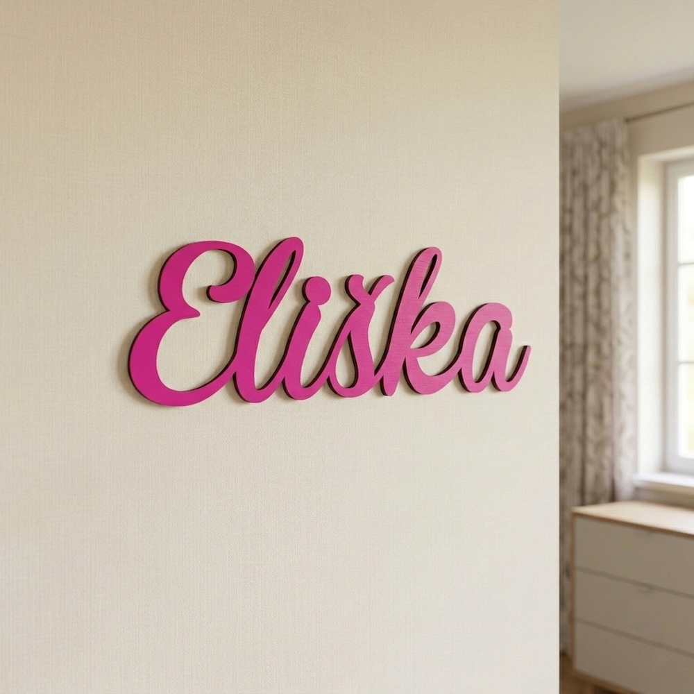 Dřevěné růžové jméno na přání