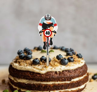 Dřevěný zápich do dortu pro cyklistu